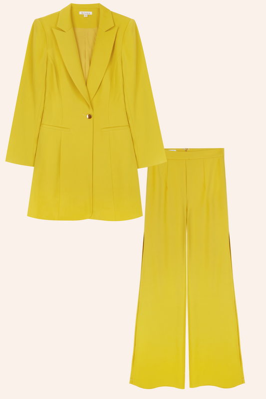 Traje Kim Amarillo · Sample ·