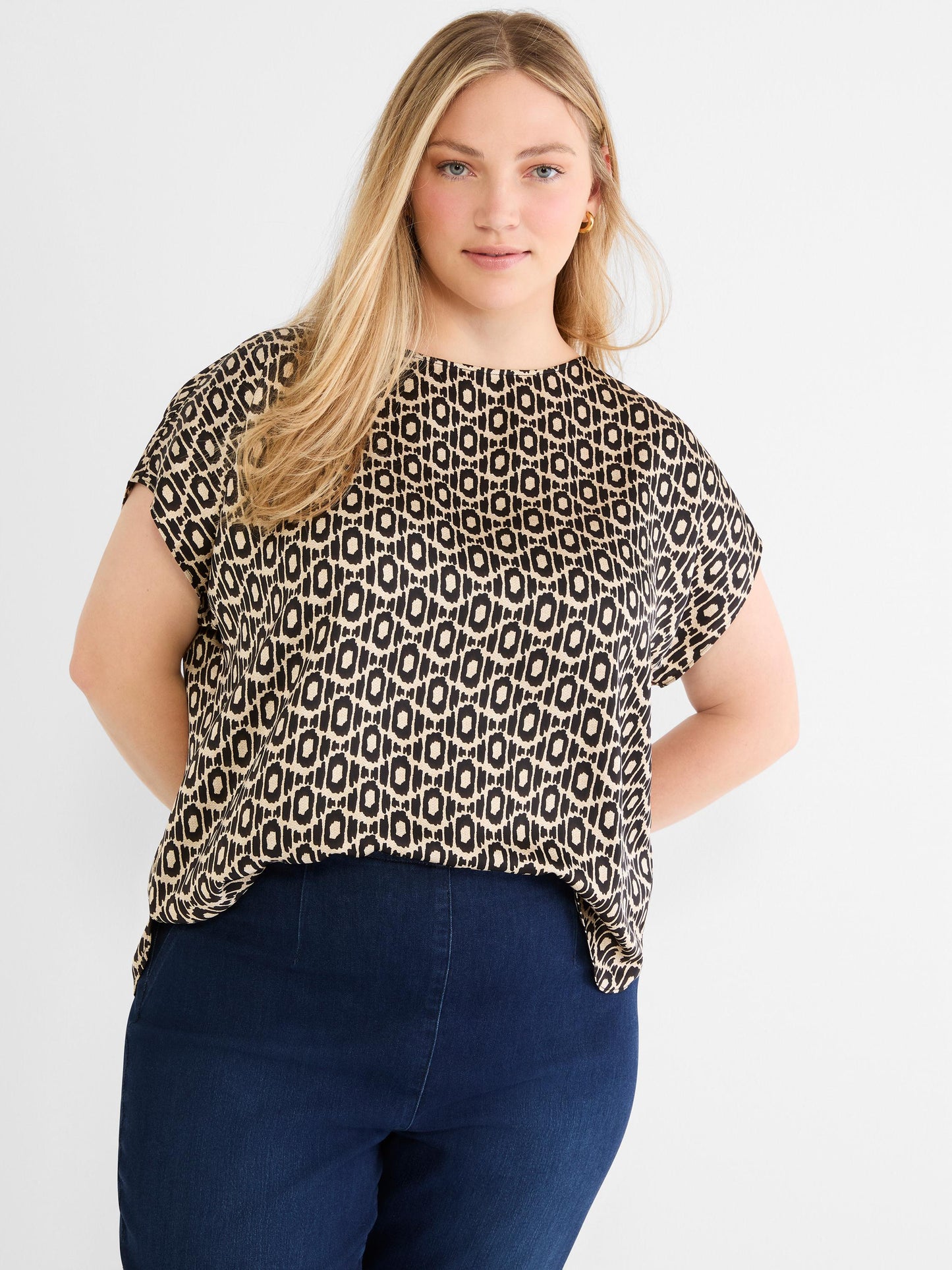 Lacy Diamonds Day Gloss Woven Tee