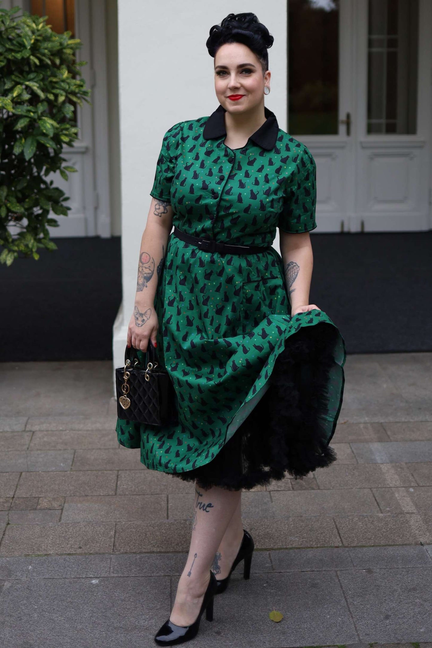 Mabel Black Cat Midi Shirt Dress In Green