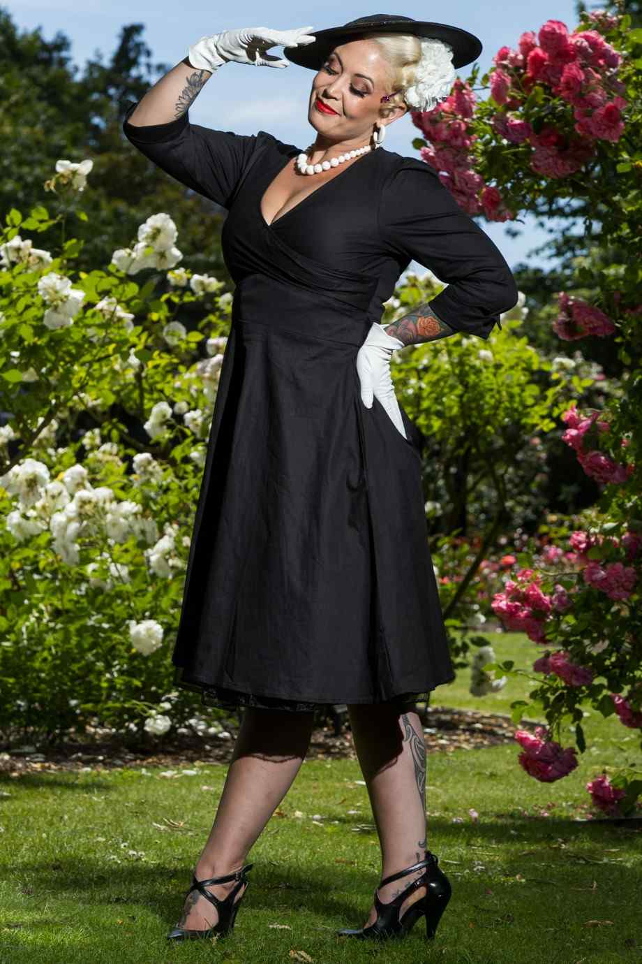Katherine Long Sleeve 50s Style Swing Dress in All Black