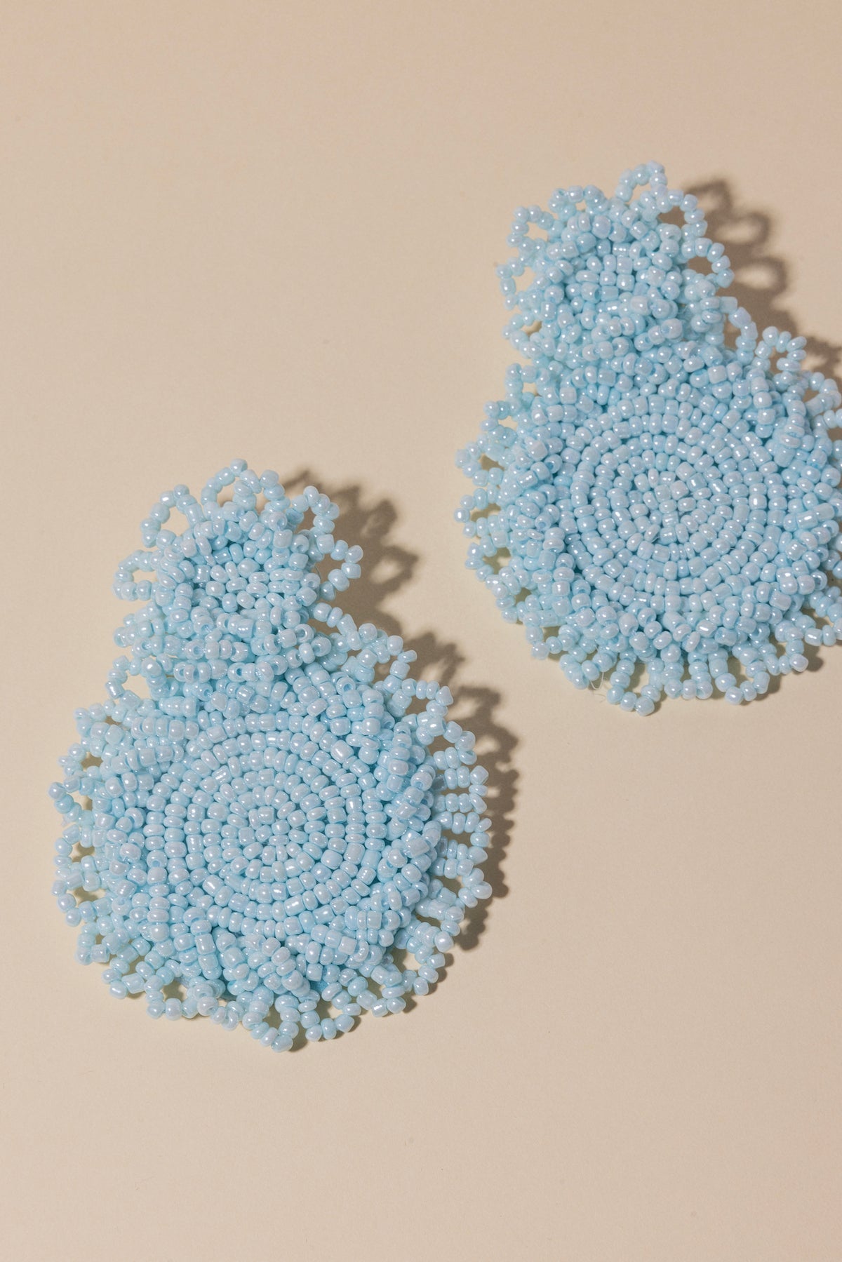 Pendientes Ari Celeste · Le Jardin ·