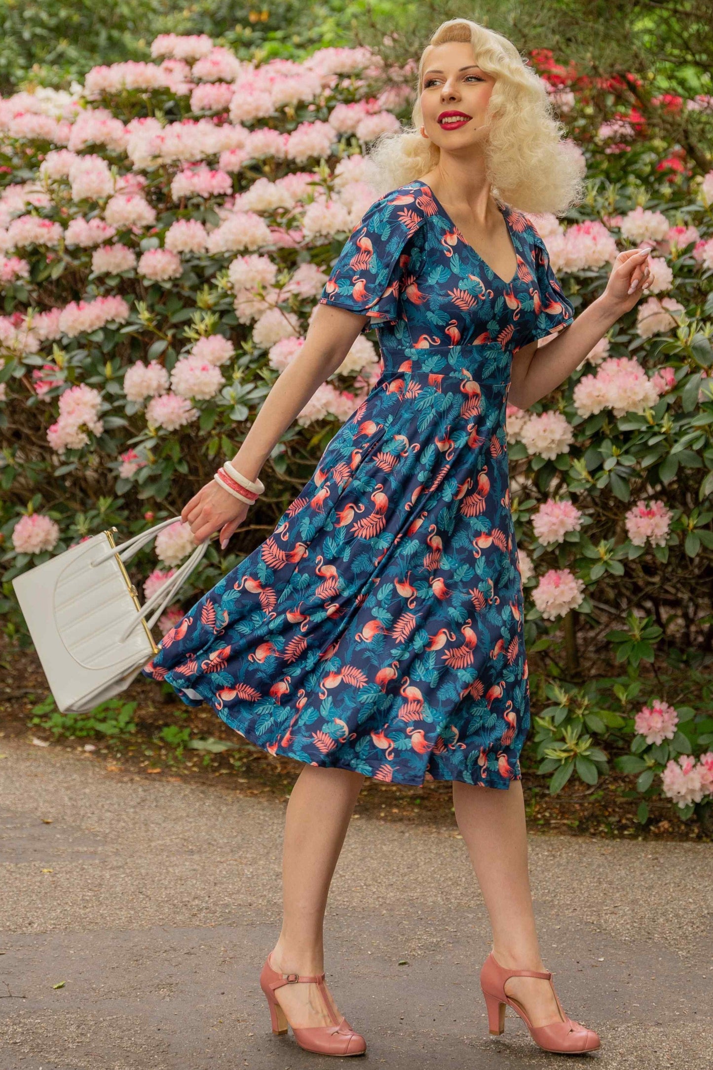 Janice Sleeved Tea Dress In Blue Flamingo & Leaves Print